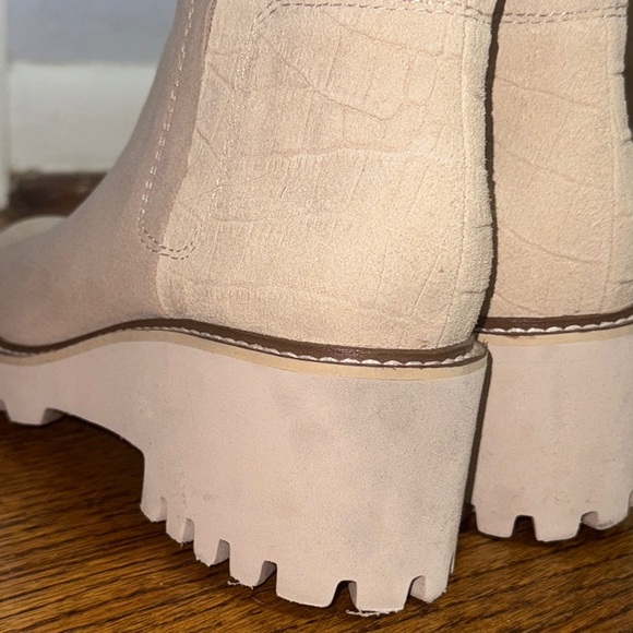 New Dolce Vita waterproof “Dune” tan suede H2O boots Size 6.5 Waterproof - Picture 9 of 10